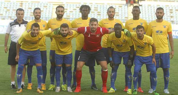 الصفاء شدد ضغطه على الصدارة بركلة جزاء مثيرة للجدل  والسلام يتابع هدر النقاط